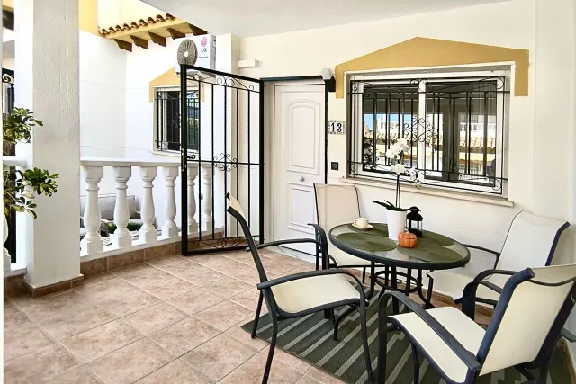Casa 3 habitaciones 104m² en venta - La Zenia — 29