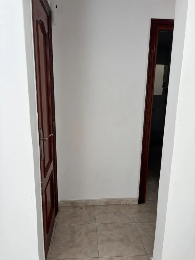 Piso en venta en el centro de l’hospitalet de llobregat – carrer bellavista — 23