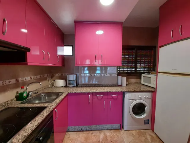 Primera linea, edificio Los Gemelos, reformado. www.inmobiliarialesdunes.com — 14