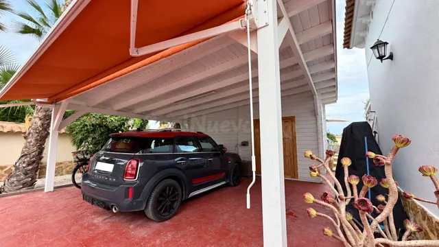 VILLA DE 4 DORMITORIOS Y 3 BAÑOS. PARCELA DE 1.850 M2. CON P - foto 5