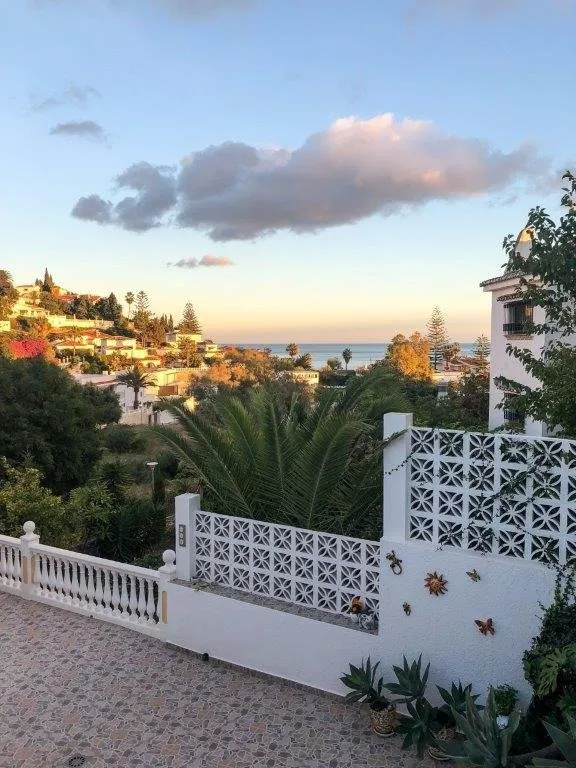 Villa reformada en zona baja de Torremuelle, Benalmádena — 19