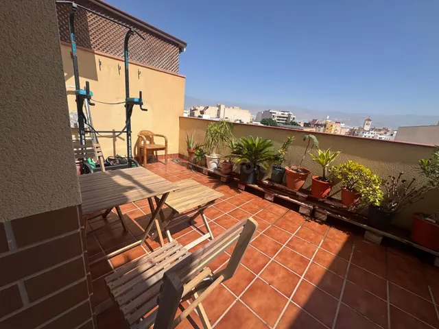 Ático reformado con gran terraza y vistas despejadas en Roqu - foto 5