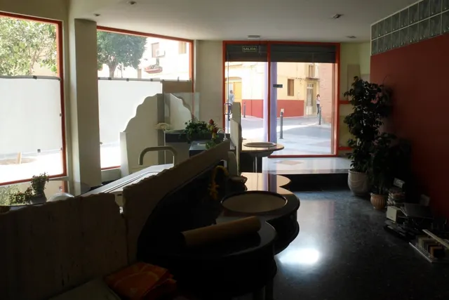 Local comercial en C/ Dos de Mayo - Ontinyent — 3