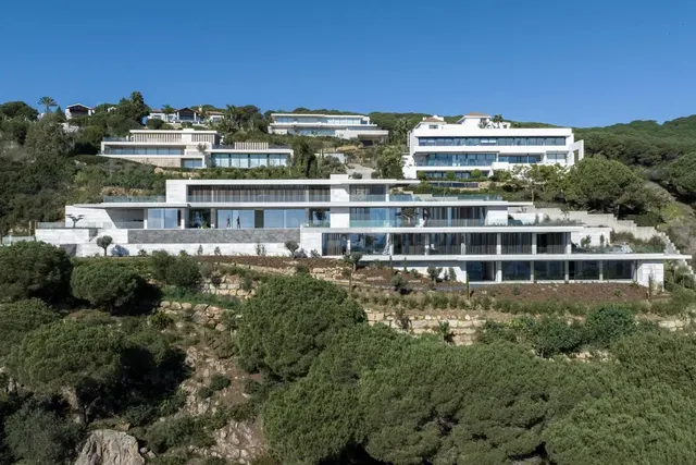EXCEPCIONAL VILLA EN SOTOGRANDE