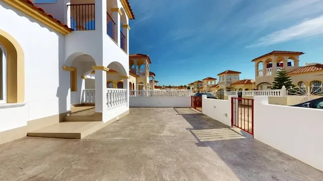 Villa 2 habitaciones 80m² en venta - Costa blanca sur - foto 3