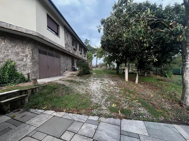 SE ALQUILA CASA EN SAN CIBRAO DAS VIÑAS — 43