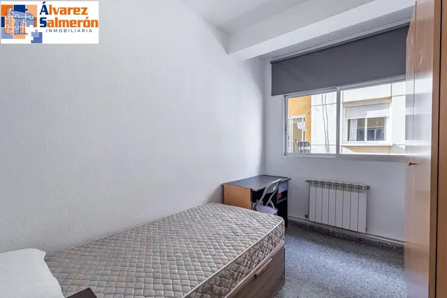 Piso amplio y luminoso en Ronda–Arabial — 20