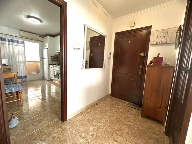 Piso de 4 dormitorios y garaje, cerca del centro de Salud San Diego. — 16
