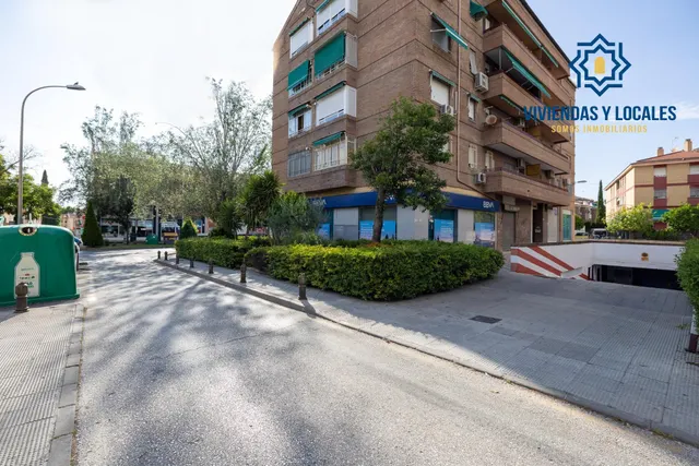 Plaza de garaje y trastero junto al Hospital de Traumatología — 3