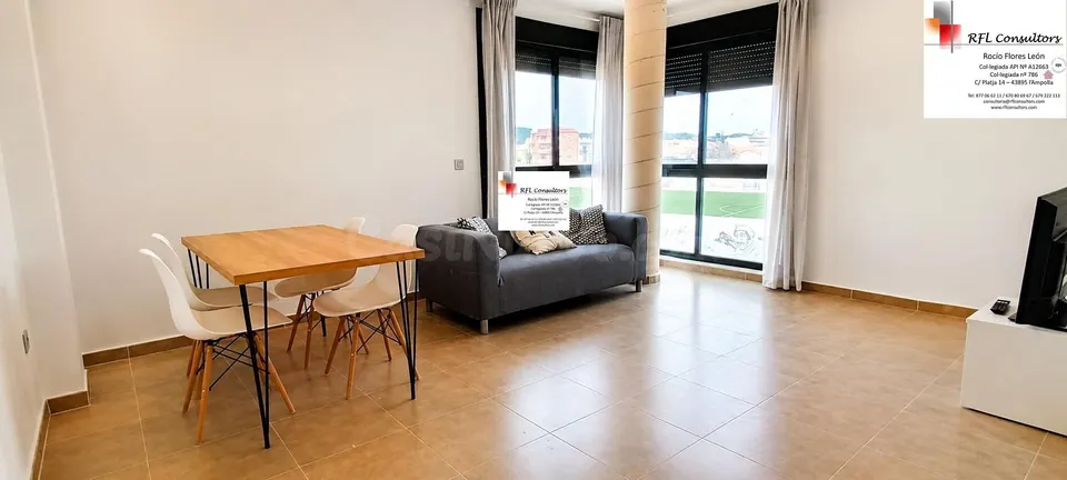 BONITO APARTAMENTO ESQUINERO CON PARQUING Y TRASTERO