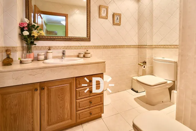 SE ALQUILA BONITA VIVIENDA EN BENETUSSER — 37