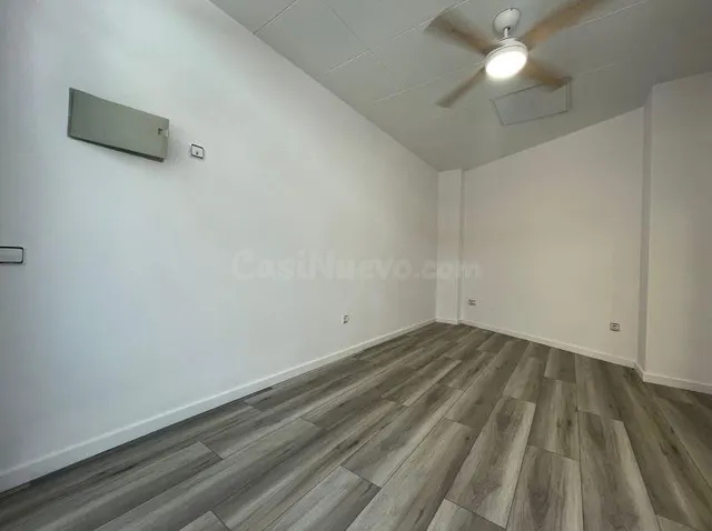 Oportunitat! Local comercial de 16 m2 a peu de carrer a Igua - foto 3