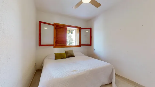 Apartamento a sólo 75 m. del mar en Santiago de la Ribera — 19