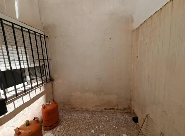 Piso con patio en Gandia — 9