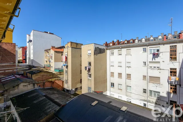 Piso en venta en avenida torrelavega, Oviedo – amplitud y ubicación — 23