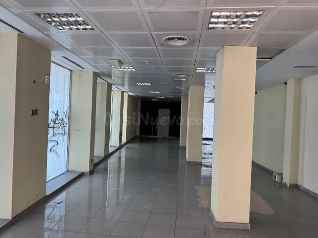 SE VENDE LOCAL COMERCIAL EN CL RIO MANZANARES Nº 29 LOCAL -  - foto 2