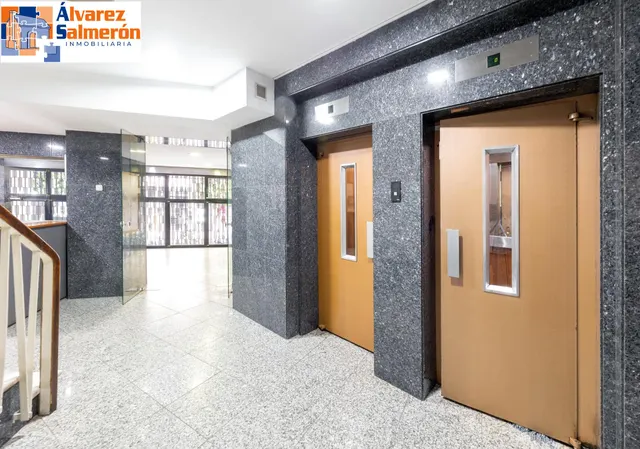 PISO DE 5 DORMITORIOS EN CALLE RECOGIDAS — 31