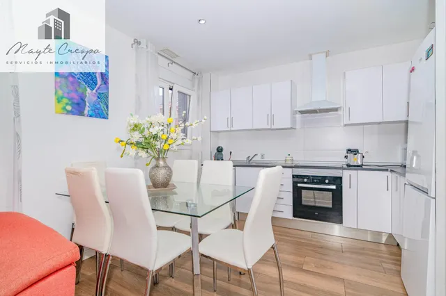 Precioso duplex moderno con patio — 8