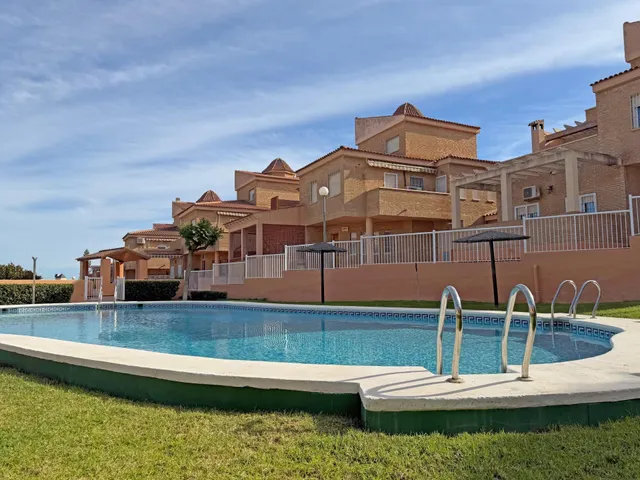Chalet en cabo de las huertas | 480m2 | piscina | 3 plazas de garaje — 6