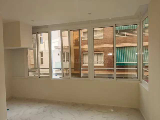 Piso 3 Dormitorios y 2 Baños Céntrico - Torrevieja — 4