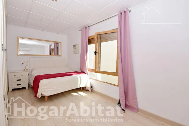 Precioso ático dúplex, impecable y luminoso, todo amueblado y en pleno centro histórico — 13