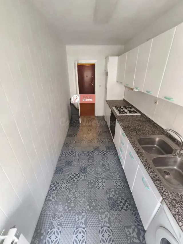 PISO DE 3 habitaciones EN PASSEIG DE RONDA CON ASCENSOR Y CA - foto 3