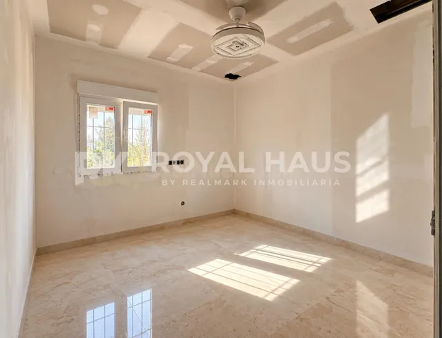 Finca rústica en Llucmajor con 6.404 m2 de terreno y vivienda semirreformada — 3
