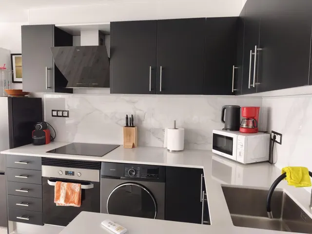 Apartamento reformado con 1 dormitorio en zona Rincon de loix — 5