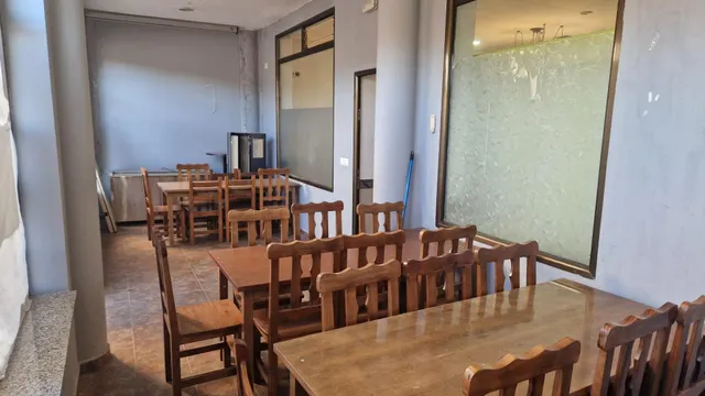 SE VENDE RESTAURANTE EN TORENO — 14