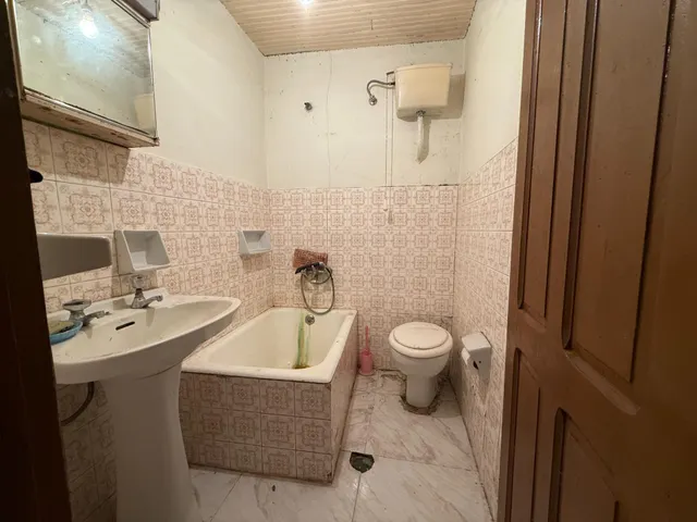 SE VENDE CASA CON PARCELA EN SANDIAS. — 12