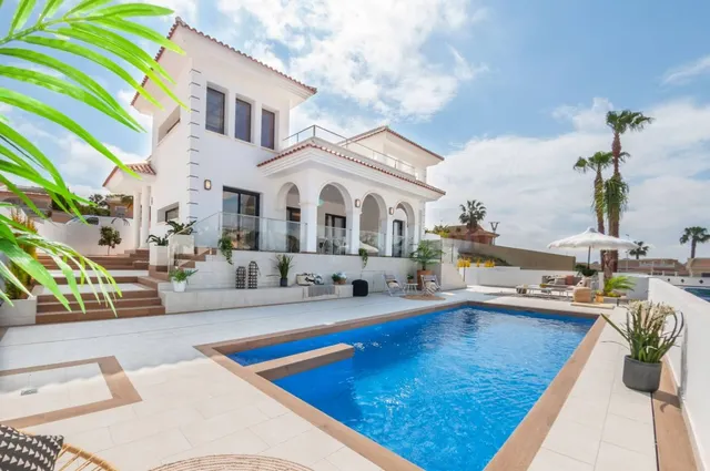 Casa-Chalet en Venta en Ciudad Quesada Alicante