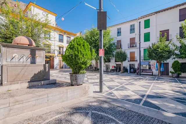 La mejor casa rural de Güejar Sierra se acaba de poner a la venta — 8