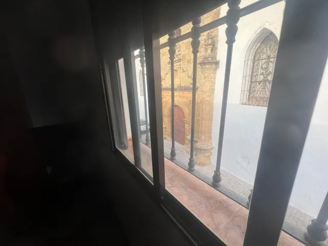 Magnifica casa junto a la iglesia — 9