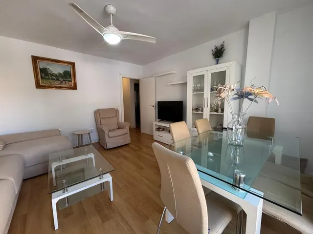 Magnífico piso con terraza en esquina en el corazón de La Cala del Moral — 8