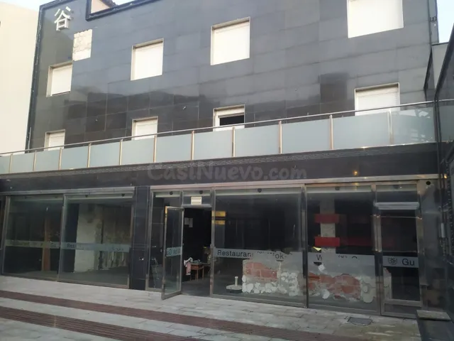 Edificio comercial y hotelero en venta en el centro de Platj - foto 2