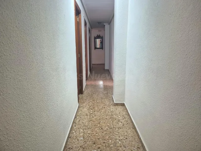 PISO EN VENTA EN EL CENTRO DE LA POBLA DE VALLBONA - foto 5