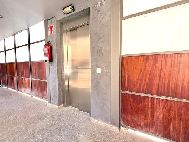 Piso 3 habitaciones 108m² en venta - Centre — 29