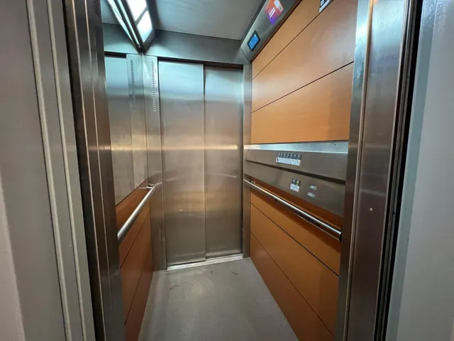 ¡Vivienda VPO de 4 dormitorios y 2 baños con piscina, terraza y garaje, en Noreña! — 36