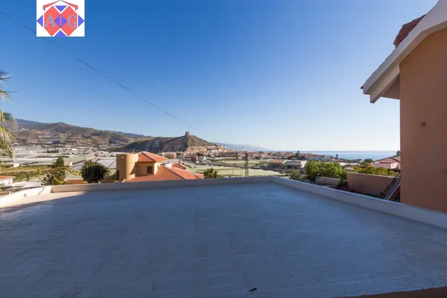 0110 Chalet en Zona Residencial, El Romeral. — 4