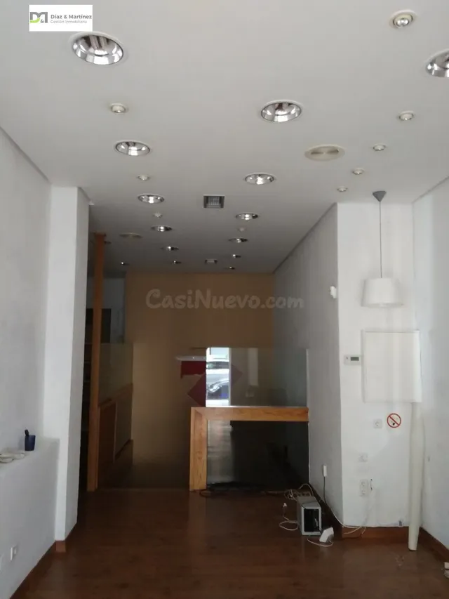 LOCAL ACONDICIONADO DE 2 PLANTAS EN LANCIA