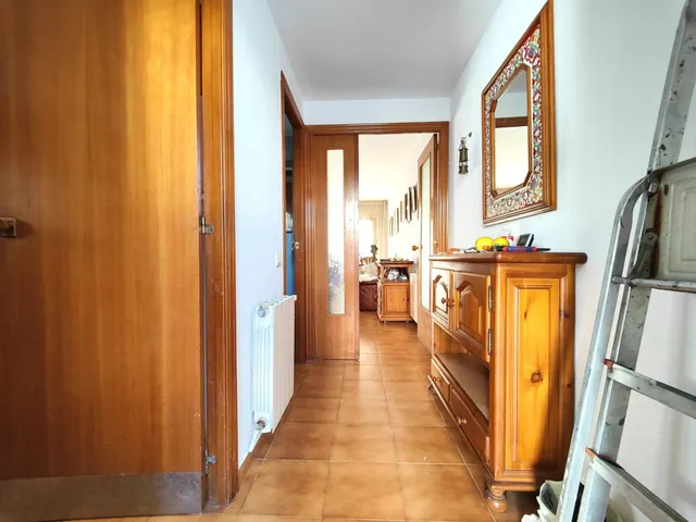 Casa adosada en Calafell de 3 habitaciones y gran jardín cerca del tren — 34