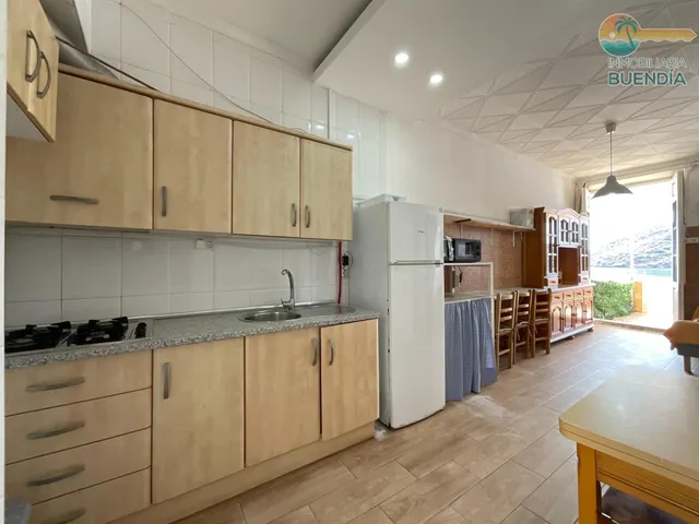 Vivienda de planta baja frente al mar — 23