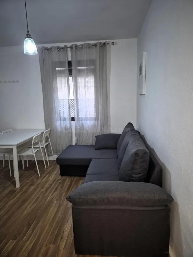 PISO EN CALLE RIVAS Y PALMA - foto 4