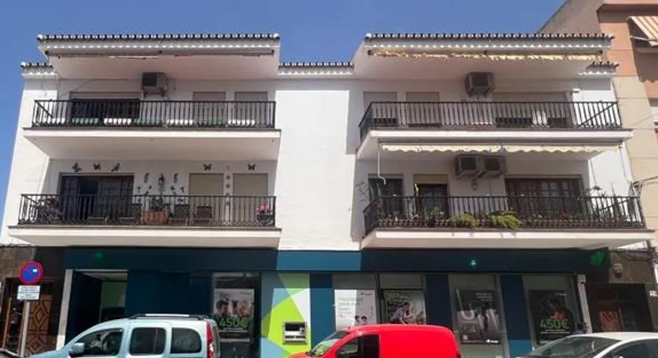 Venta de Local Comercial en Torremolinos, Málaga.