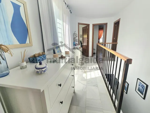 Casa independiente en camino sevilla — 25