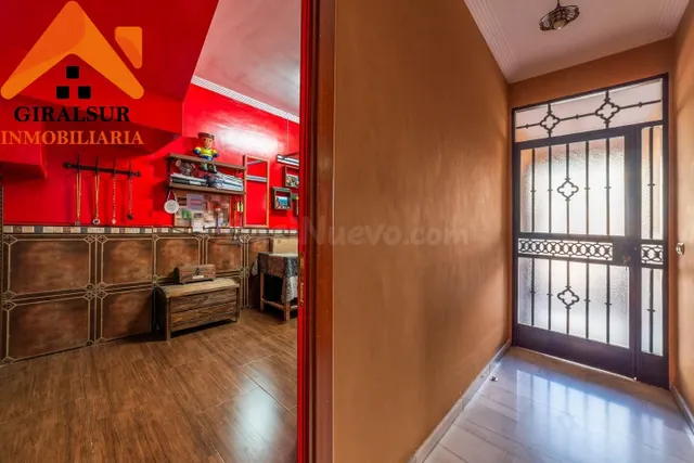 Casa adosada en venta en Alcala de Guadaira - foto 2