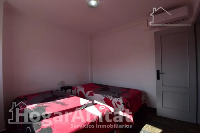 ¡GRAN OPORTUNIDAD! PAREADO REFORMADO, EXTERIOR CON TERRAZA Y ASCENSOR — 16