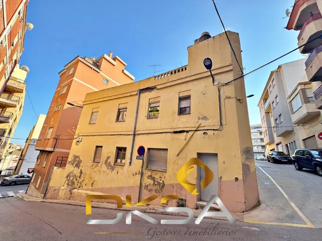 A la venta 2 casas amplias y esquineras para reformar, Alcor