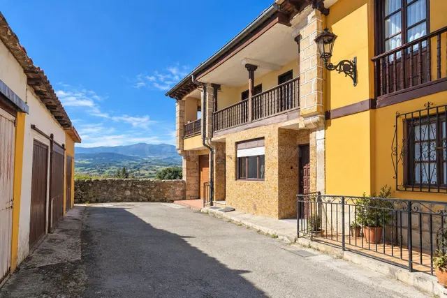 CASA DE PIEDRA CON CORRALADA ORIENTADA AL SUR EN TOPORIAS. - foto 4
