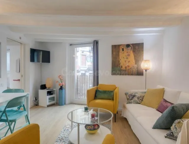 Acogedor apartamento reformado en el corazón del Gótico - foto 2